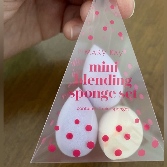 Mary Kay Makeup Mary Kay Mini Blending Sponge Set Of 4 New Poshmark